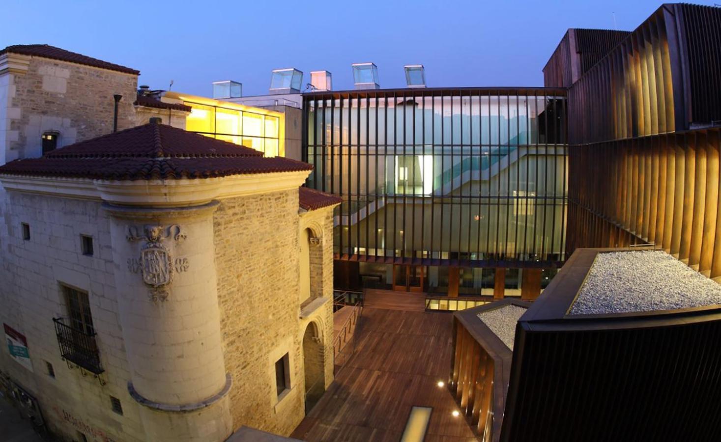 Luxury Pintoreria Vitoria المظهر الخارجي الصورة